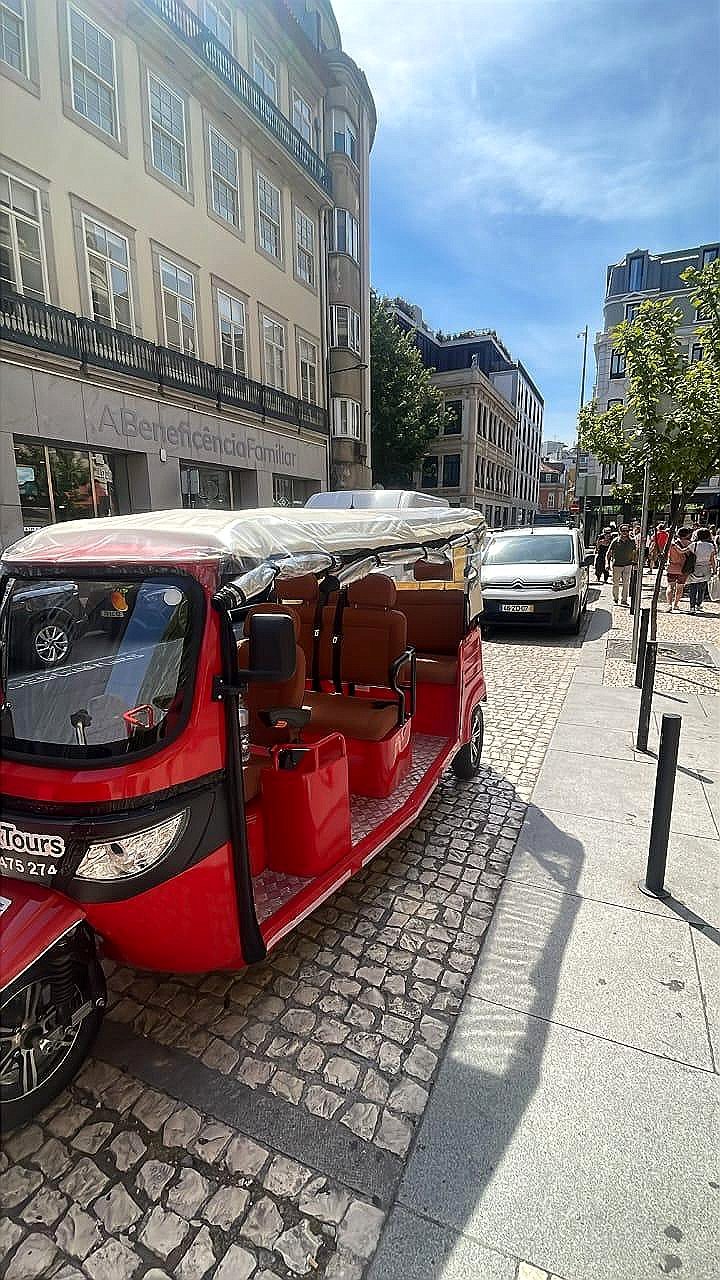 Guests enjoying a private electric tuk tuk tour with Invictuk Tours in Porto
